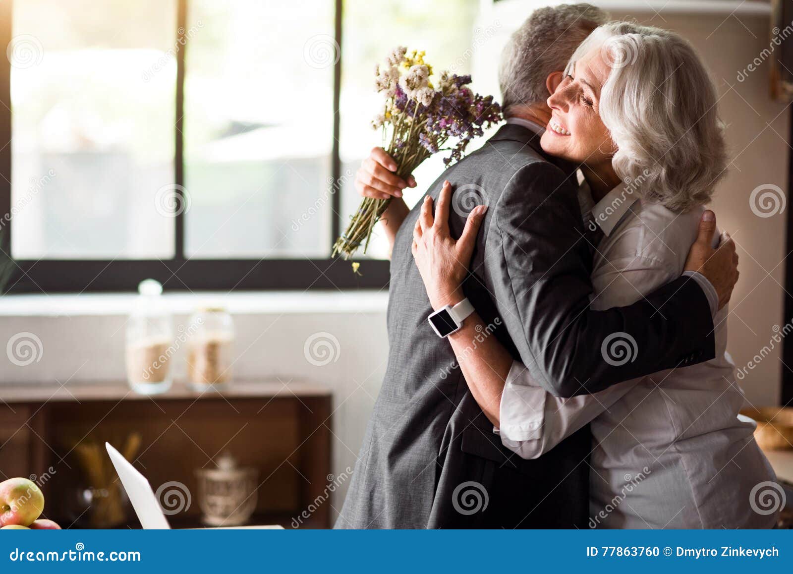 5 ans de mariage : offrez un cadeau couple symbolique