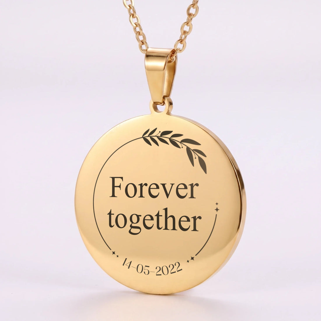 Collier gravé phrase et date personnalisées, pendentif rond plaqué or 18 carats
